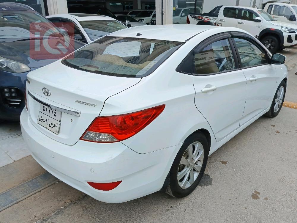 Hyundai Accent